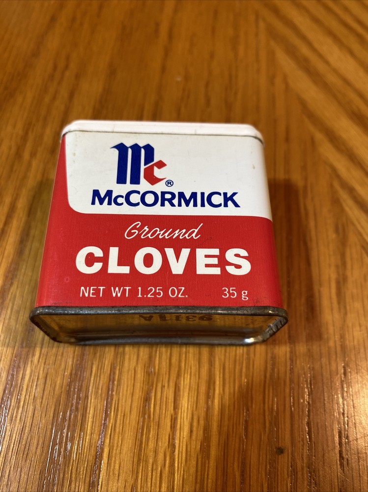 VINTAGE  McCORMICK Ground Cloves Spice Tin Baltimore MD