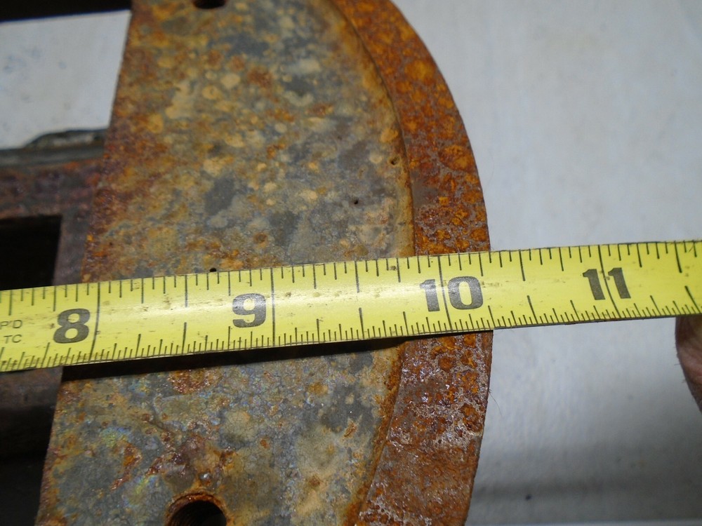 VINTAGE BROWN AND SHARPE pivot base