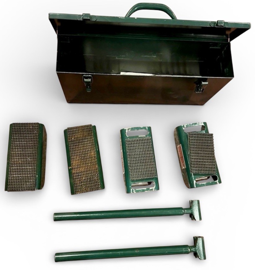 Hilman 3 Ton Light Duty Machinery Rollers Kit w/ Case & Bars