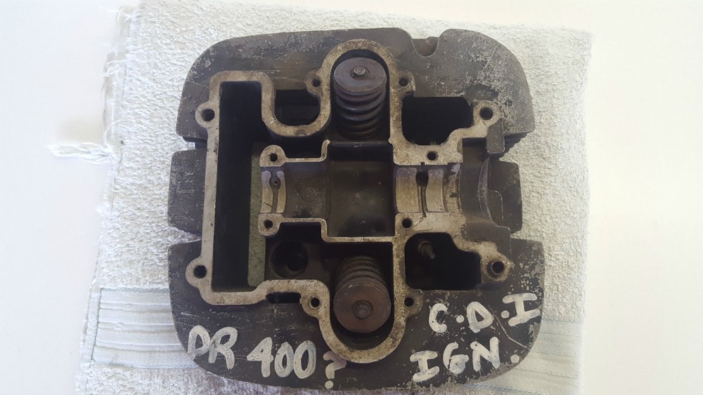 Suzuki DR400 DR 400 Cylinder Head
