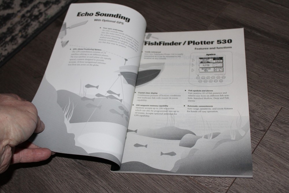 Apelco Fish Finder & Plotter 530 instruction manual 1990s
