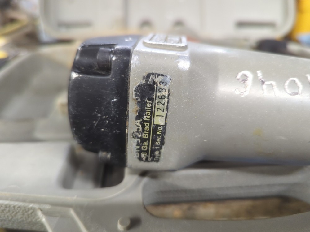 Porter Cable Brad Nailer - BN125A - Air Tool