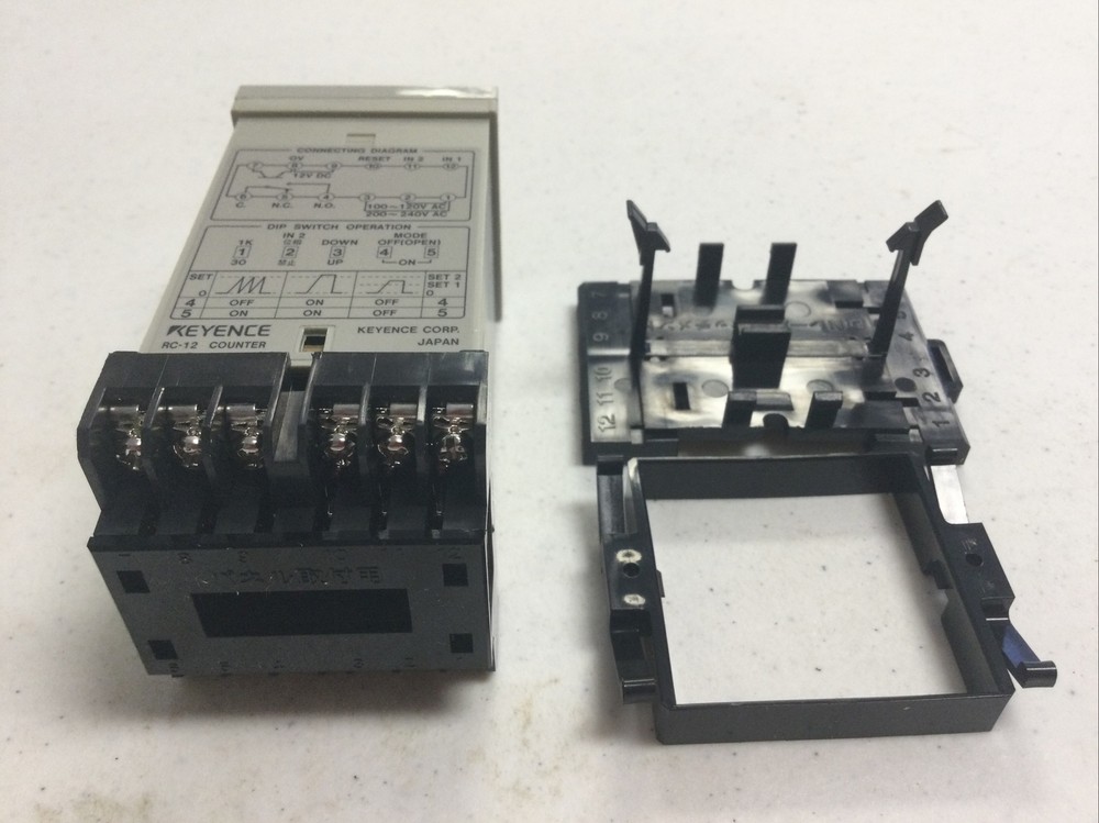 NEW KEYENCE RC-12 COUNTER, FREE SHIPPING