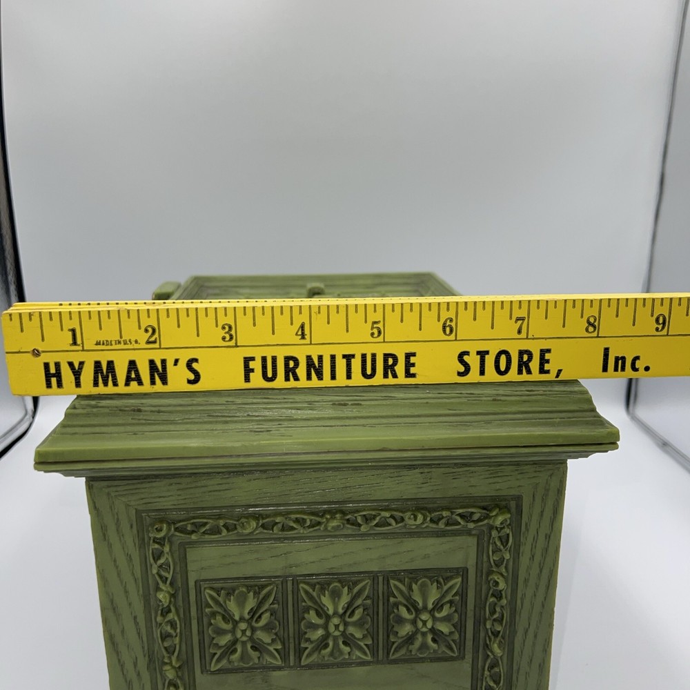 VINTAGE MAX KLEIN GREEN ORNATE PLASTIC SEWING KEEPSAKE BOX