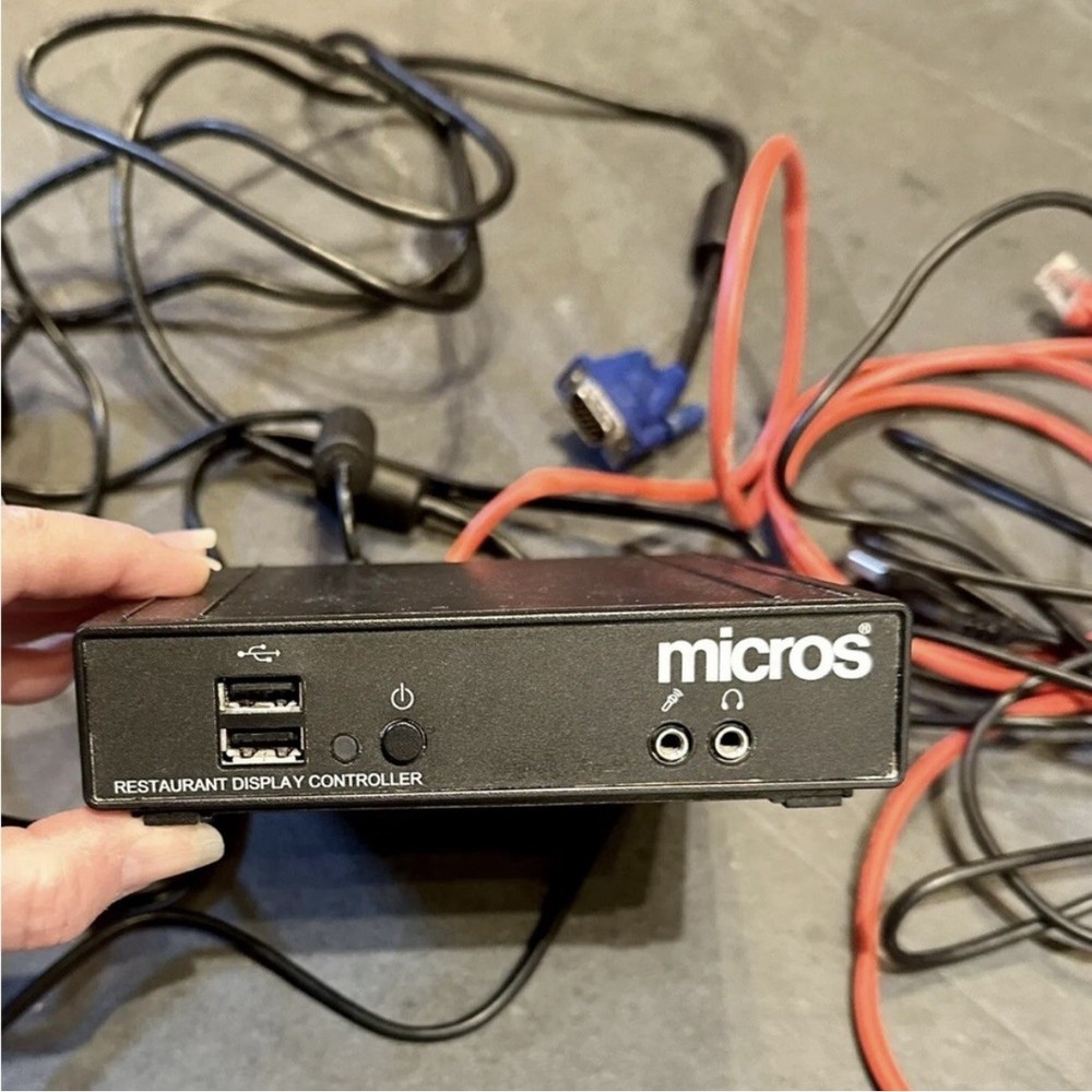 MICROS RESTAURANT DISPLAY CONTROLLER MODEL DT166 INPUT DC12V 2A + POWER CORDS