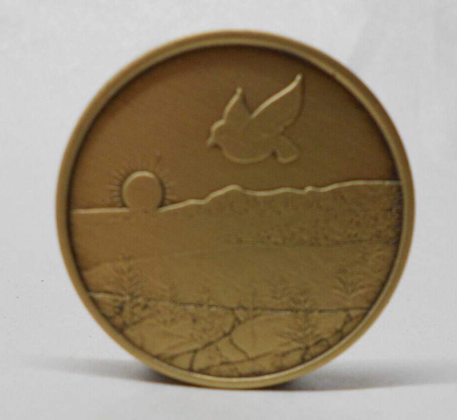 MEDALLION - DOVE SCENE - BRONZE