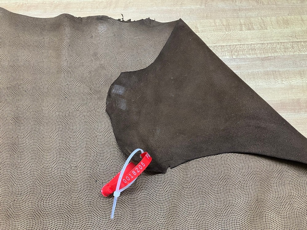 Embossed Goat Leather #0018205 Row 152