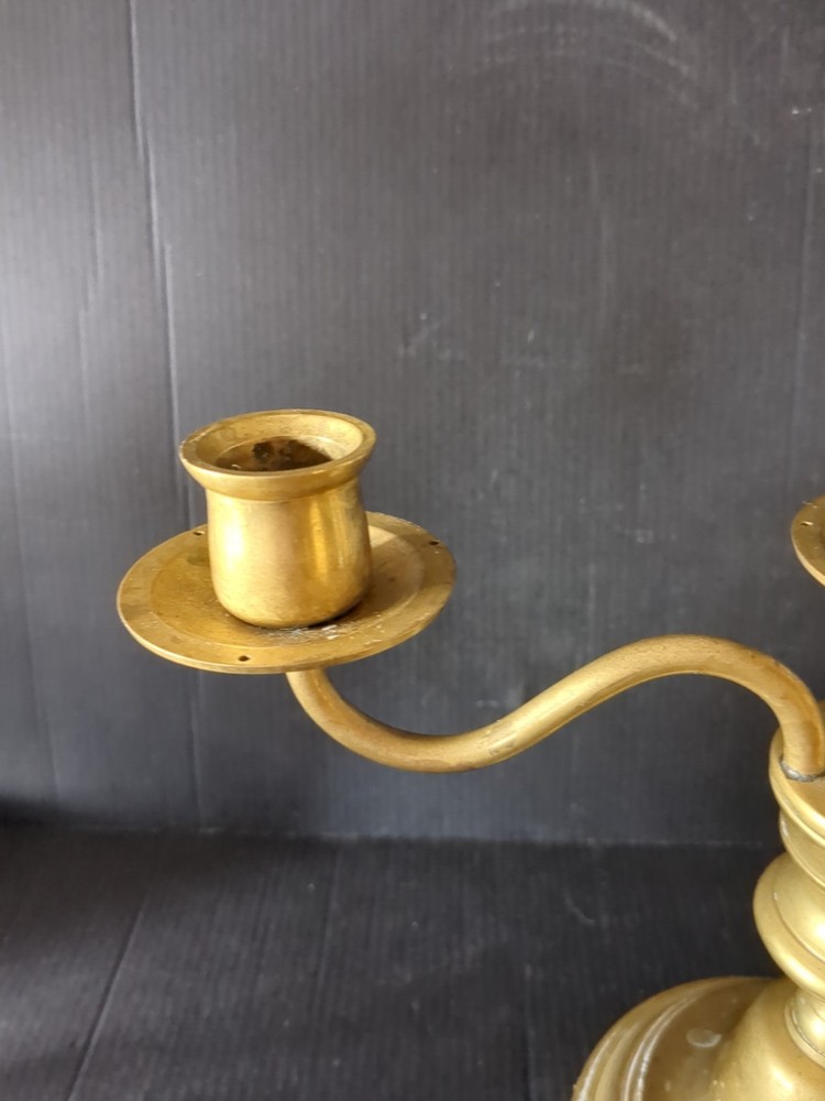 VINTAGE HEAVY SOLID BRASS 3 CANDLE CANDELABRA #