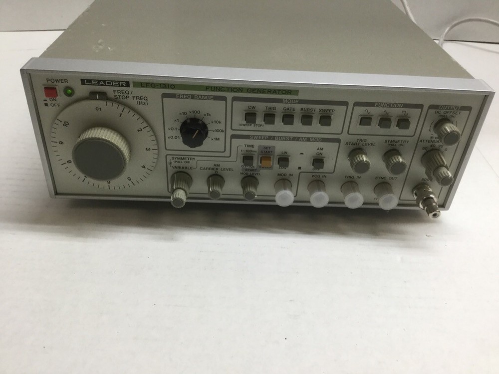 Leader LFG-1310 Sweep + Function signal generato
