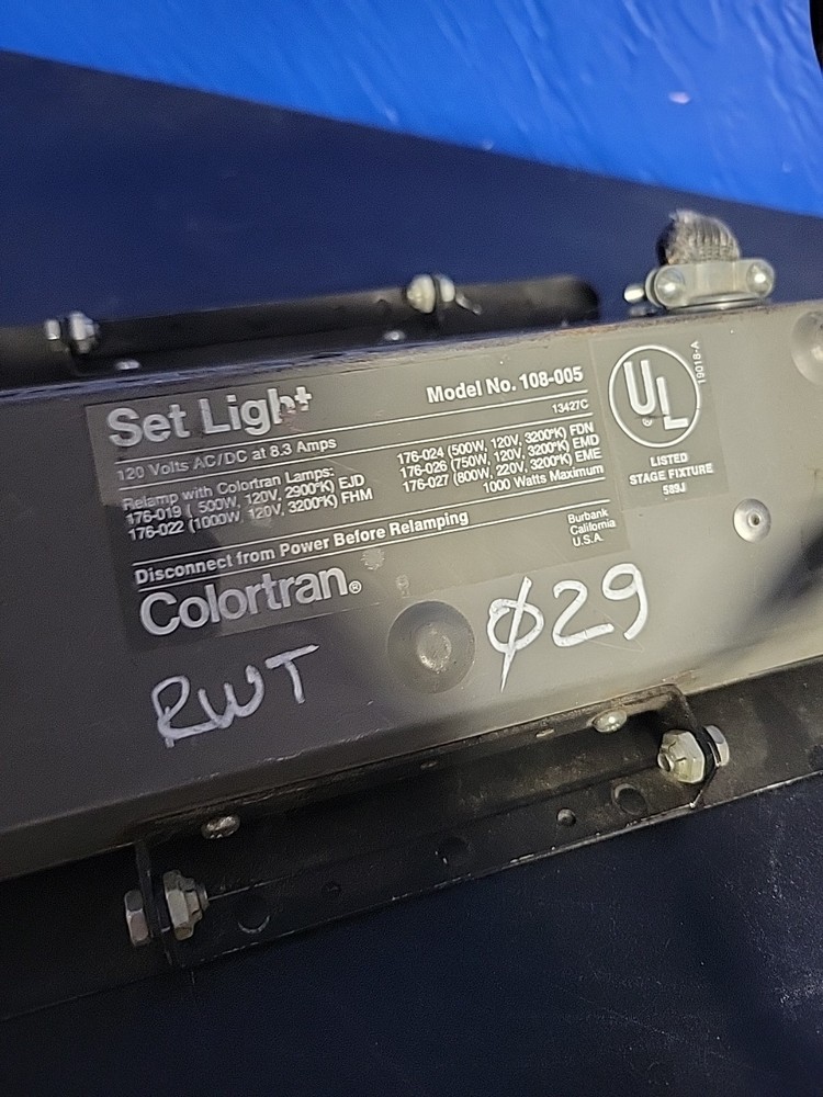 Colortran 108-005 Spot Set Light