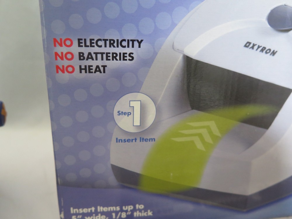 Xyron Model 503 Laminator & Magnet Maker in Box