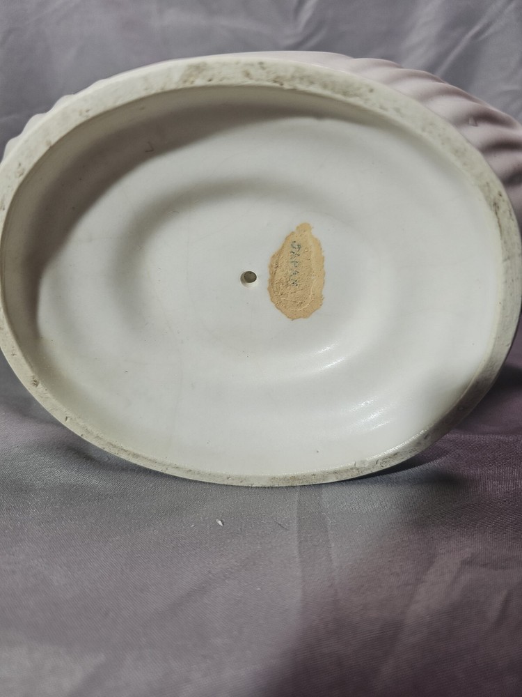 10' White Vintage Shell Planter Japan,