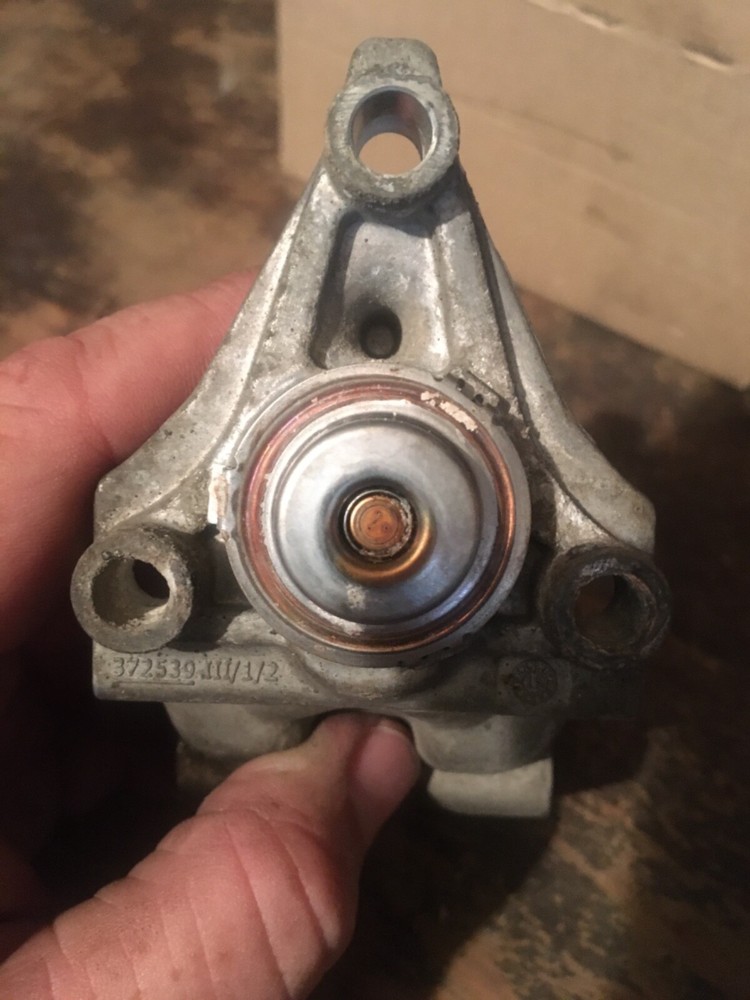 Used OEM Mack DEF Dosing Unit 22391565