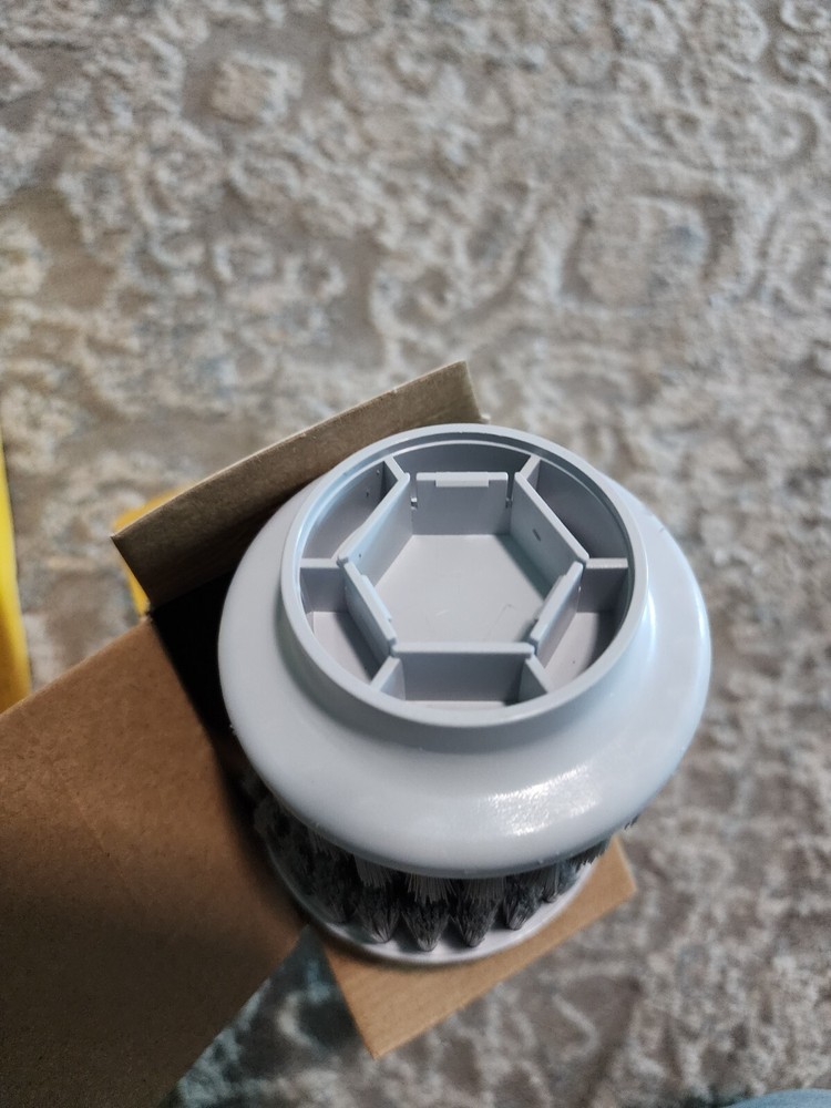 Synoshi Electric Spin Scrubber, Cleaning Brush with 3 Replaceable Cleaning Heads
