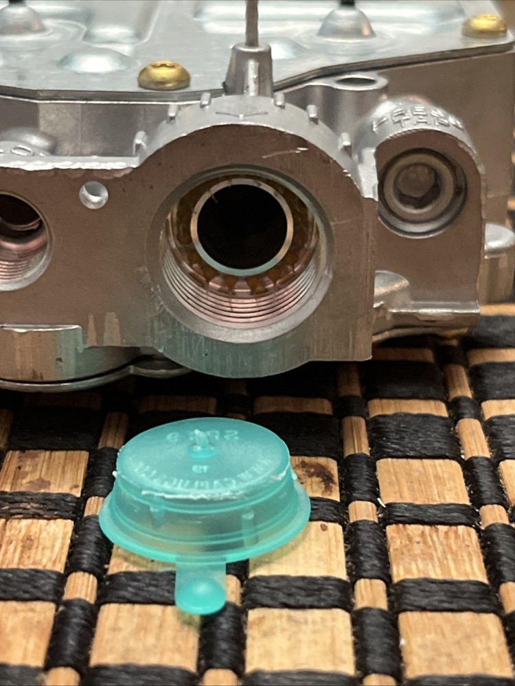 50034127-0033 Honeywell / Resideo Water Heater Natural Gas Valve Body