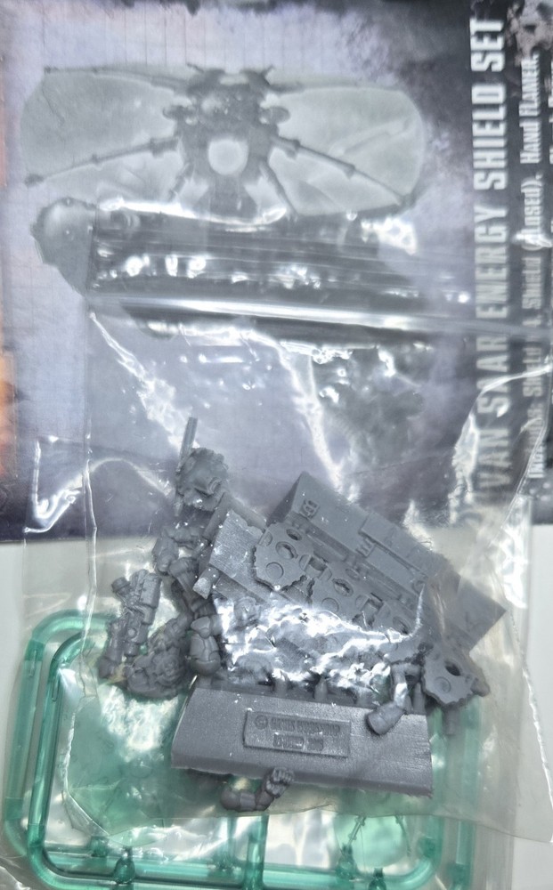 van saar energy shield set Necromunda Forgeworld Oop New