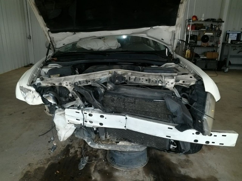 300 2010 High Mounted Stop Light 104795734