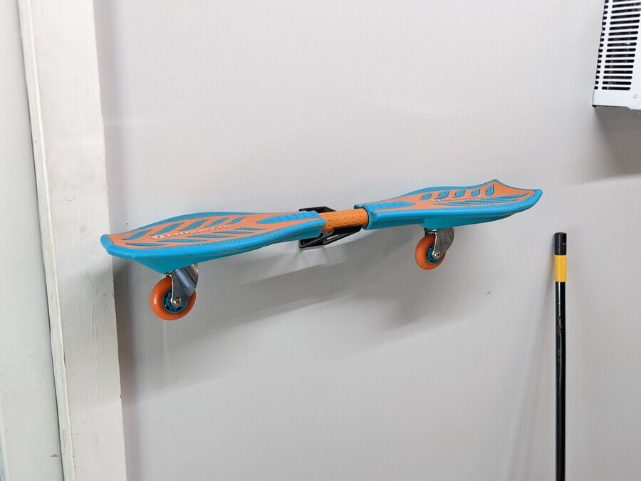 Custom 3D Printed Wall Mount Hanger for Razor RipStik 2 Wheel Caster Board