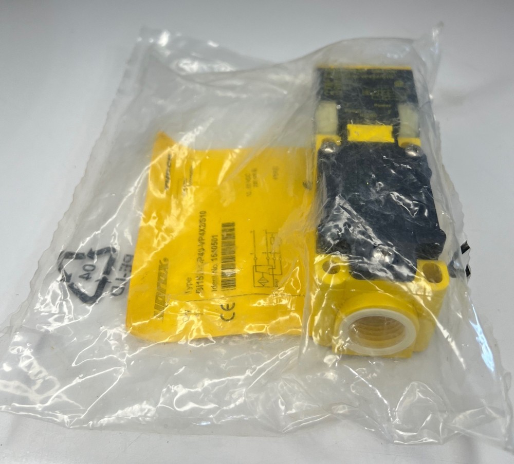 ONE (1) TURCK Embeddable Inductive Sensor 15MM Range BI15U-CP40-VP4X2/S10 (NEW)