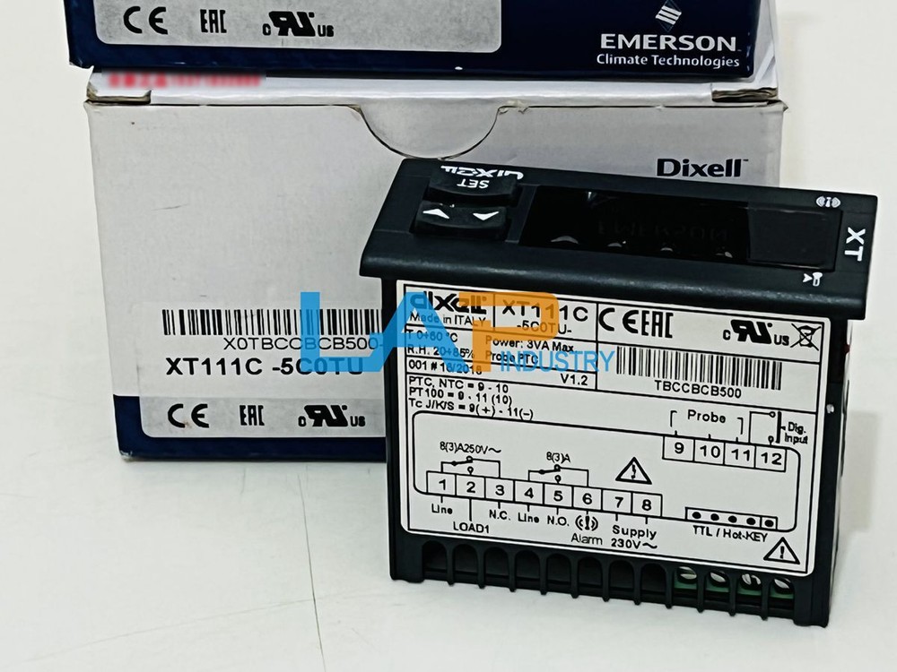 1Pcs New temperature controller XT111C-5C0TU XT111C5C0TU