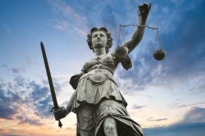 WIN IN COURT OVERCOME LEGAL ISSUES