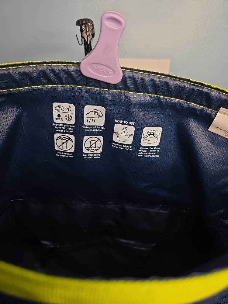 Geckobrands Lightweight 30L Waterproof Backpack