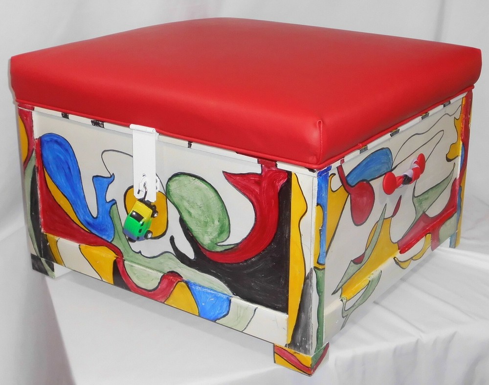 Happy Ottoman/ Storage Box ( Primitive)