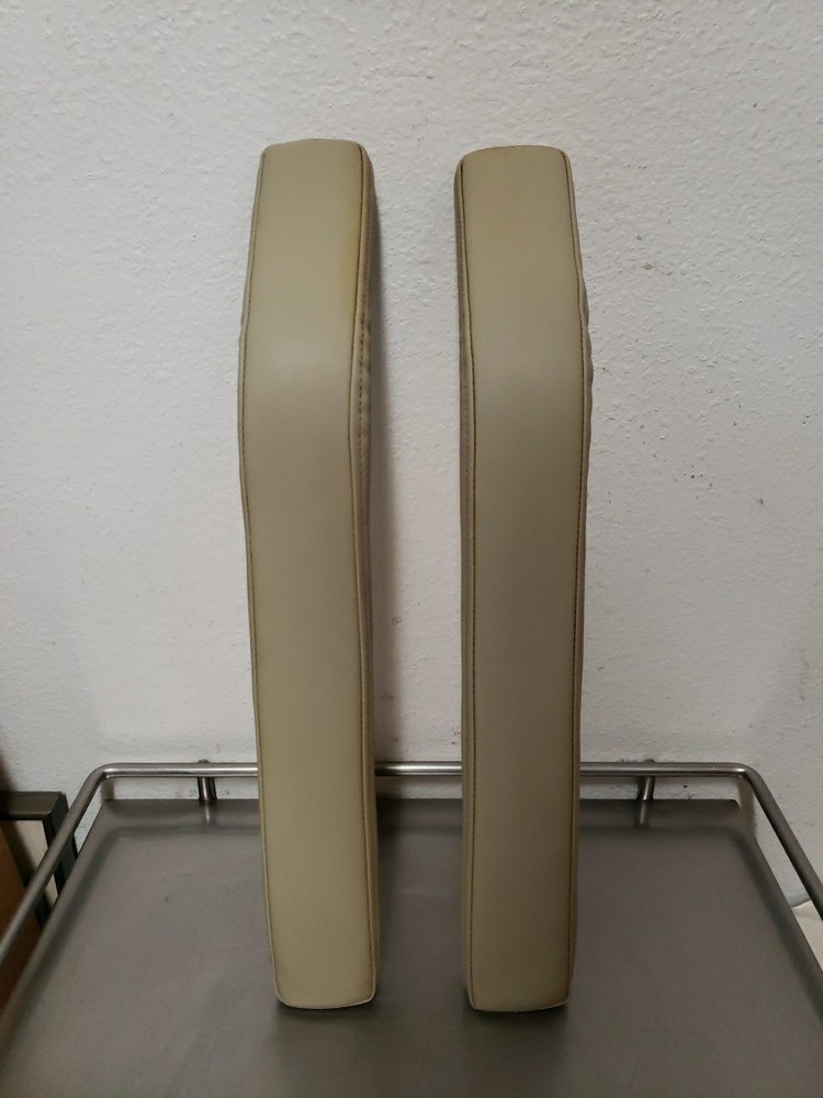 Pillow For Handrest For Midmark 417