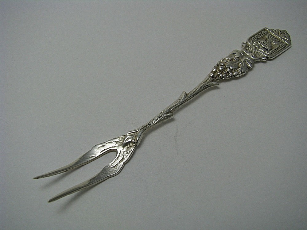 HAZORFIM SILVER FORK OLIVE PICK LEMON FORK 800 Silver Middle East Israel ca1960s