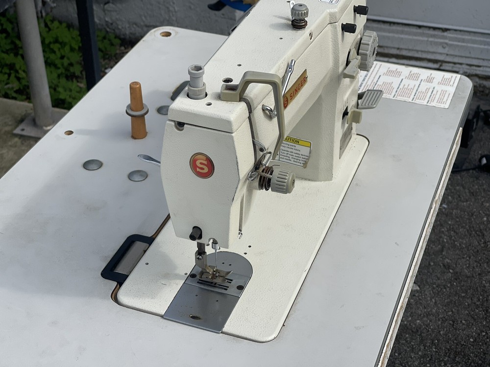 máquina de coser singer