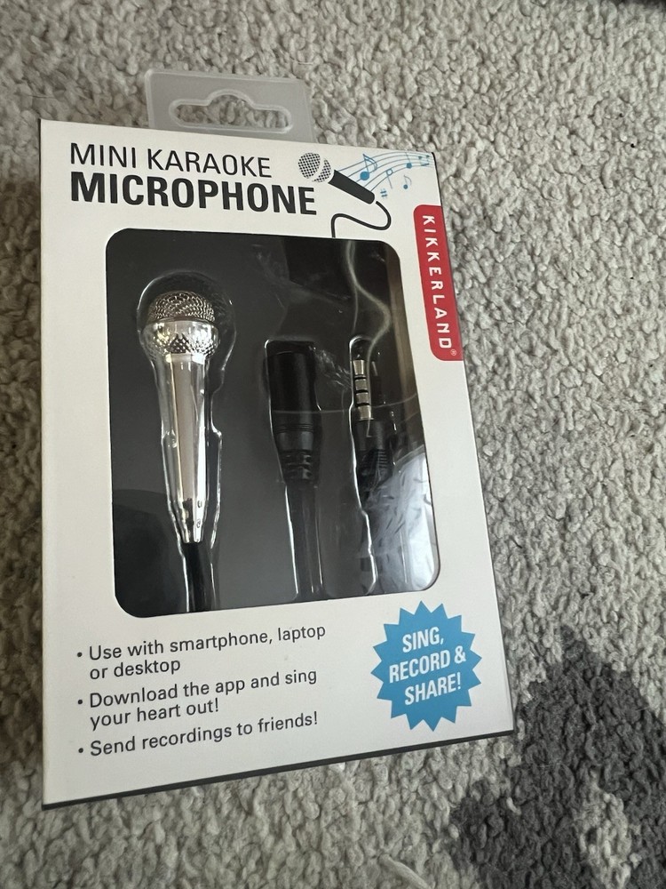 Kikkerland Mini Karaoke Microphone New!