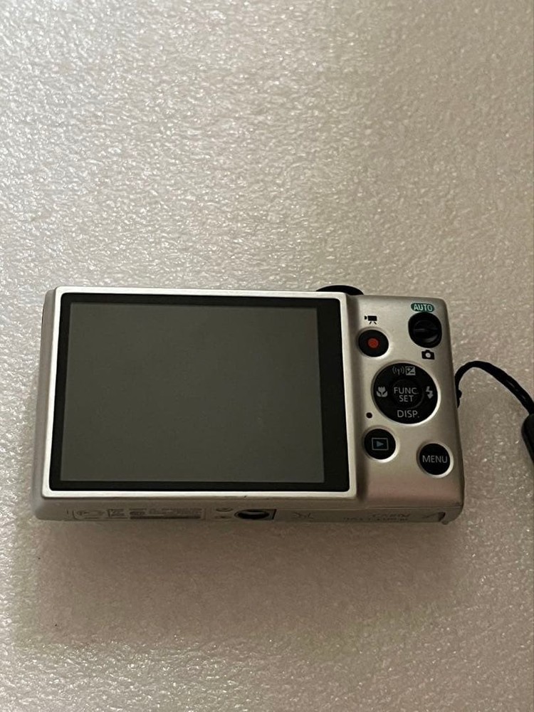 Canon IXY 100F Digital Camera Silver Compact with LCD Display