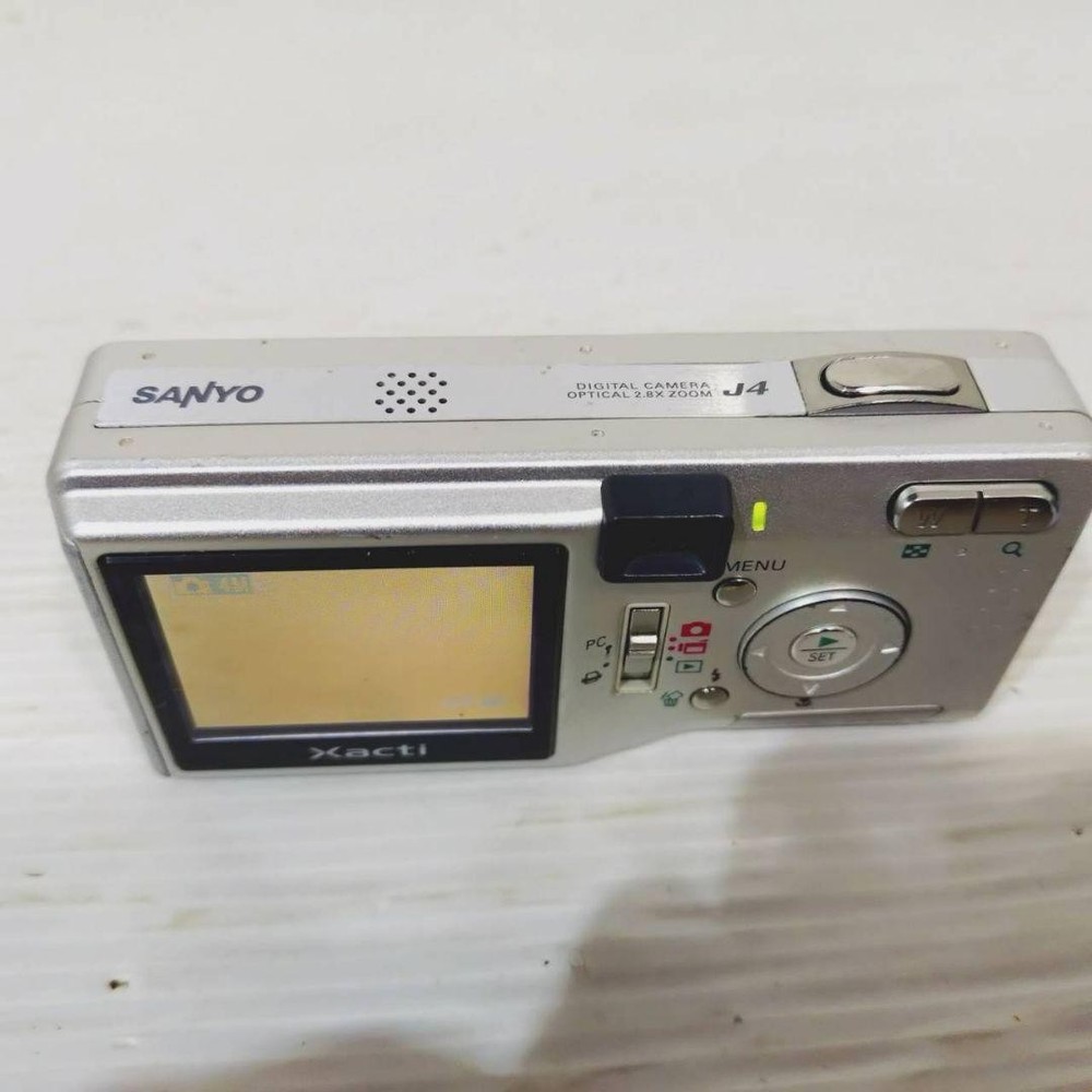 Operation OK SANYO Xacti DSC-J4 ③