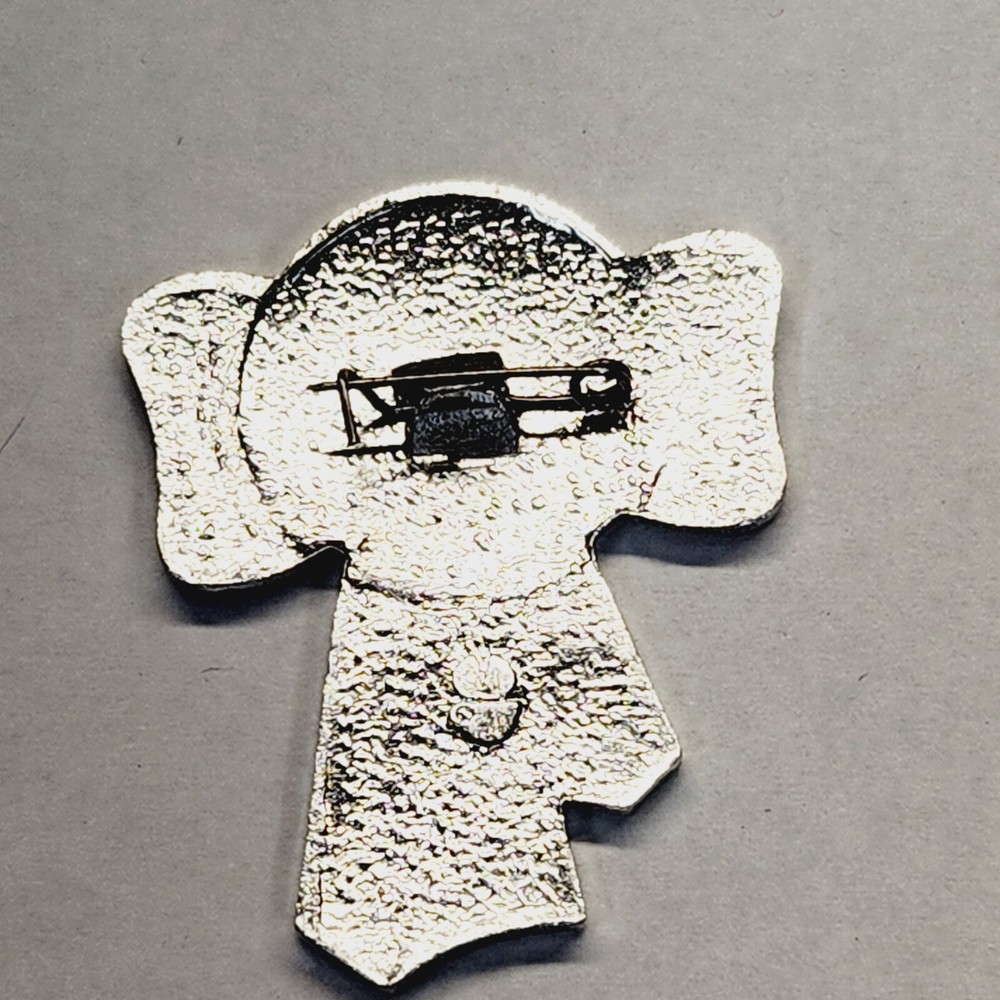 Vintage Russian Pin. B23.