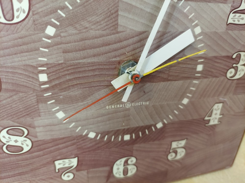 Vintage General Electric Kitchen Wall Clock Square WORKS