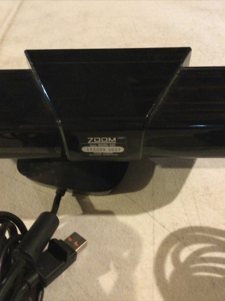 Microsoft Kinect Sensor for XBox 360 W/ Power Supply & Nylon Zoom A6