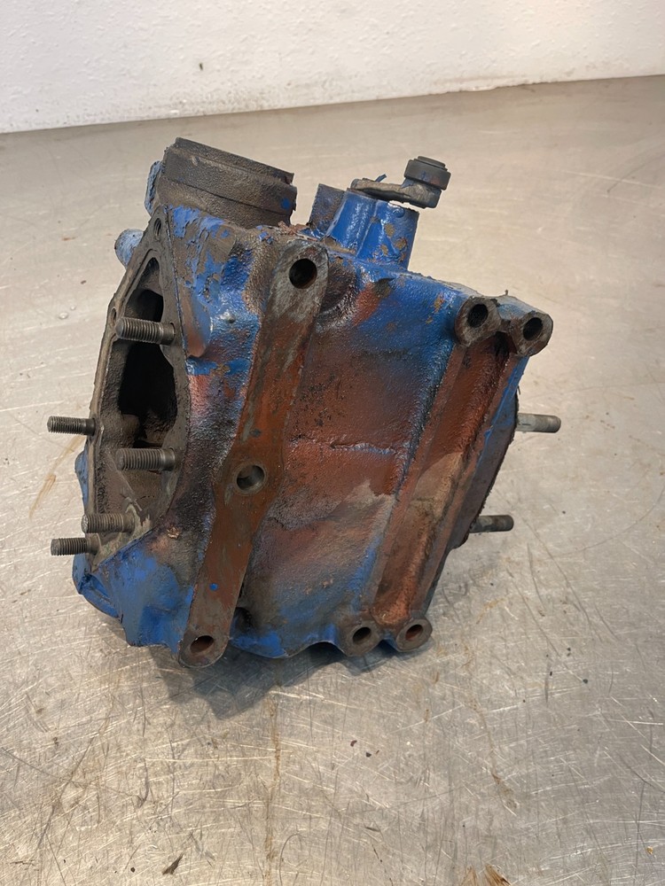Long 260 Tractor 3pt Rockshaft Housing