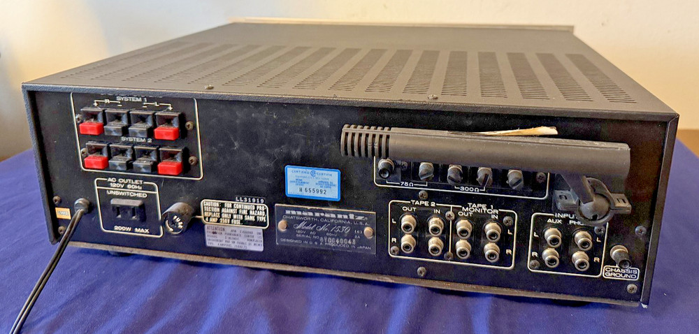 Marantz 1530 Stereo Receiver Vintage - TESTED & WORKS