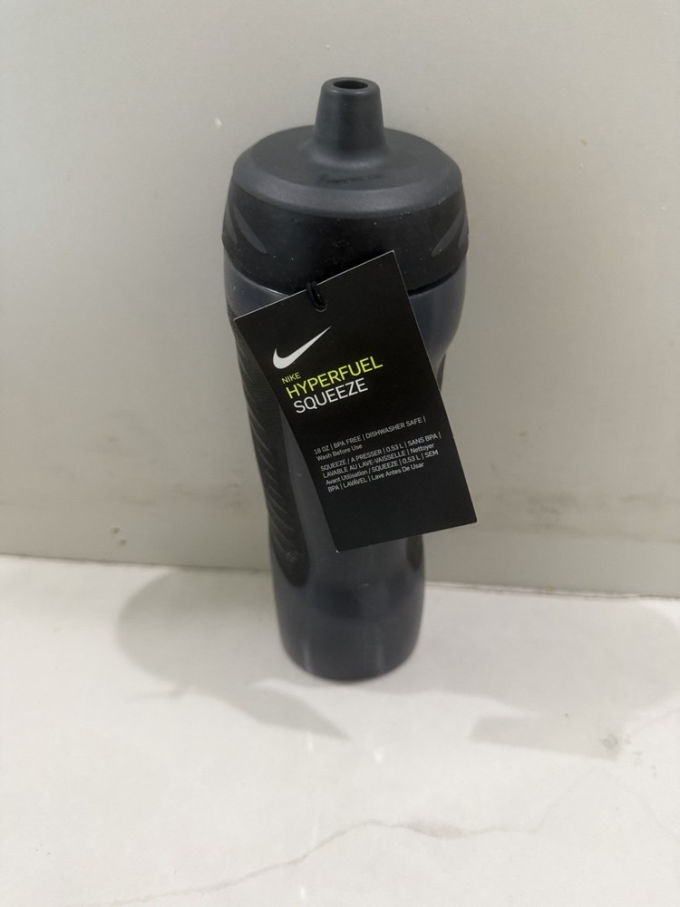 Nike Hyper Fuel Squeeze Water Bottle Black Plastic New 18 Oz