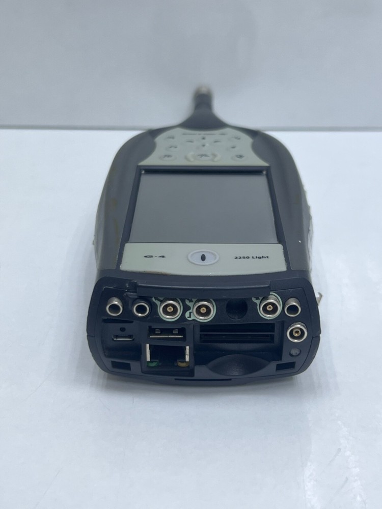 BRUEL & KJAER 2250-L 2250 LIGHT G.4 HAND-HELD ANALYZER