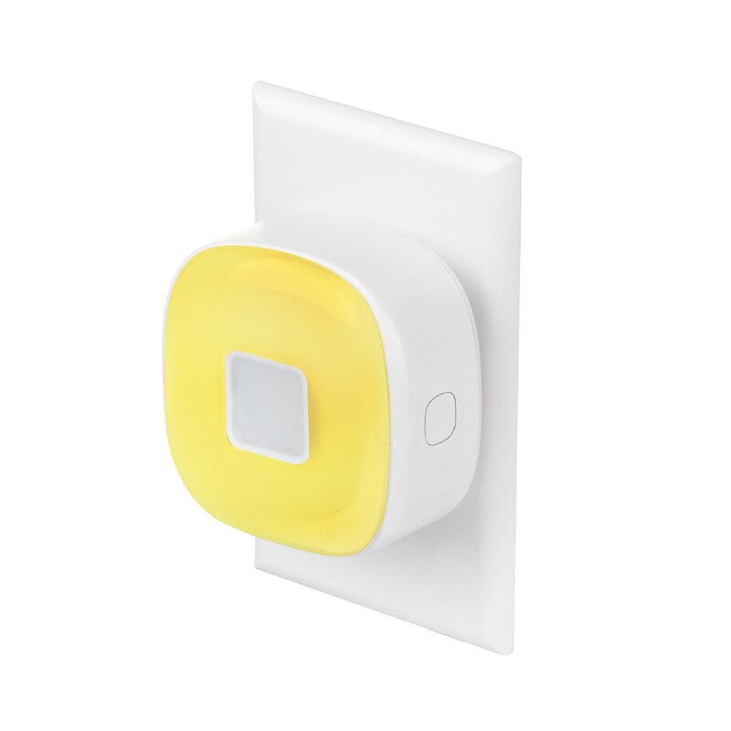Globe Electric 50239 Color Changing Night Light Automatic Plug-in LED White