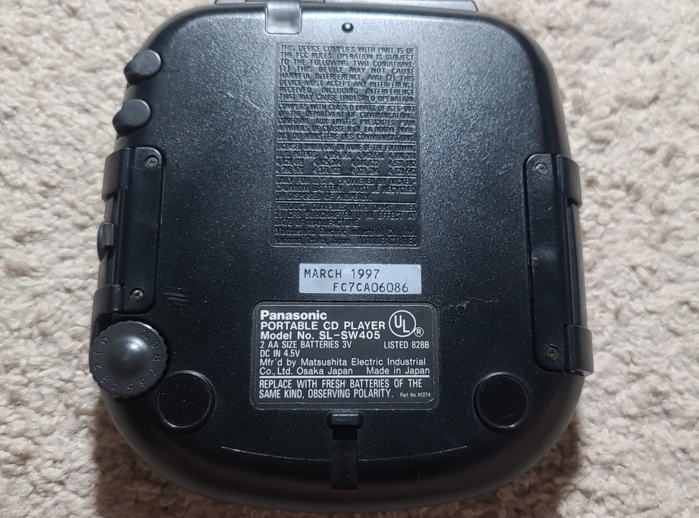 Panasonic Portable CD Player Mash Shock Wave SL-SW405 - USED -