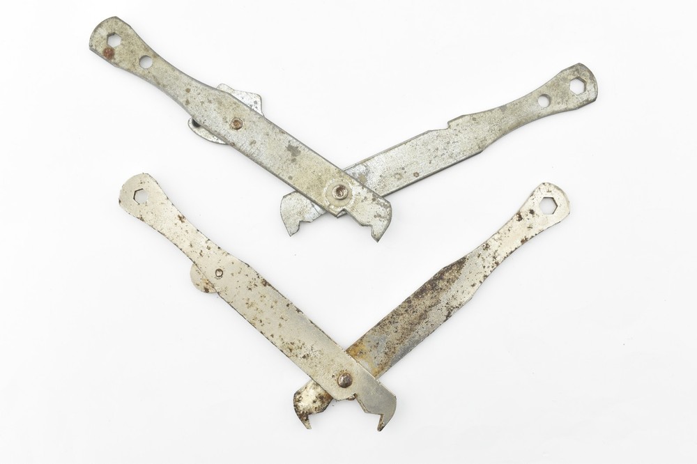 2 x Vintage BIB Electrical Wire Stripper Cutter Tool Old England