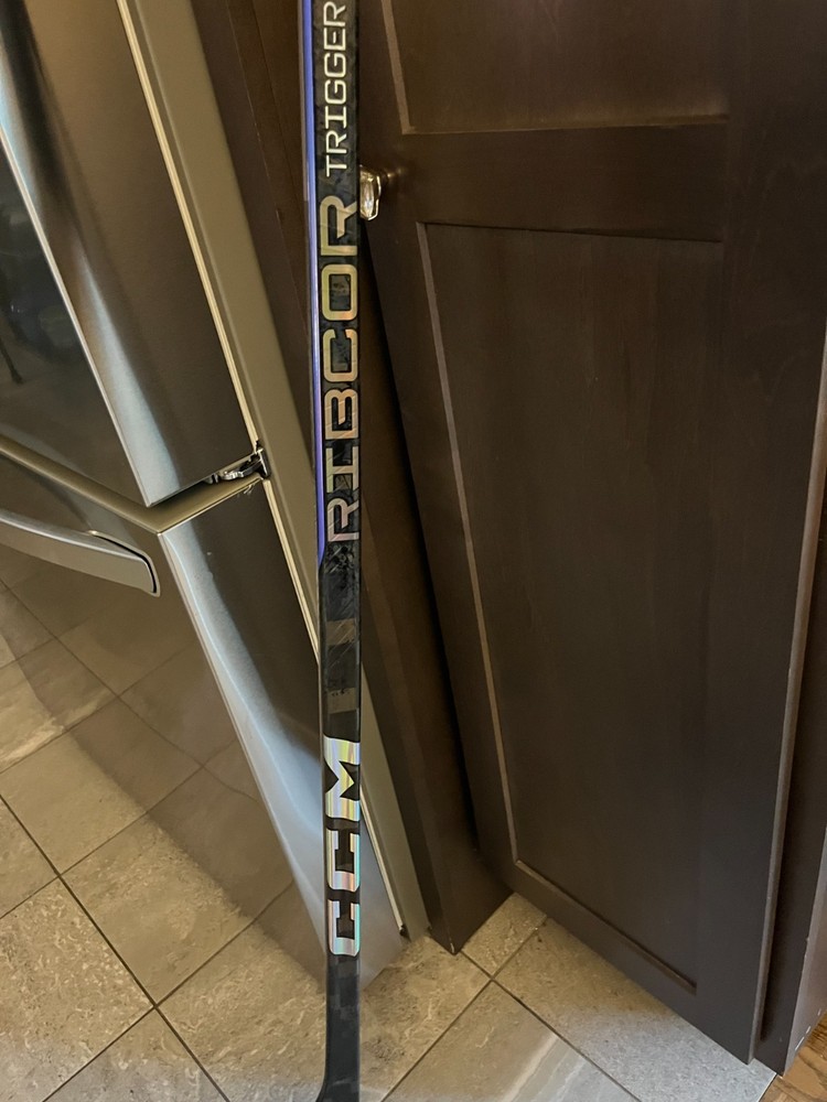 CCM Trigger 9 Hockey Pro Composite Stick Junior