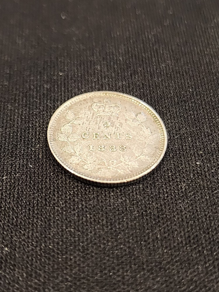 1888 Canada 5 Cents Silver Coin