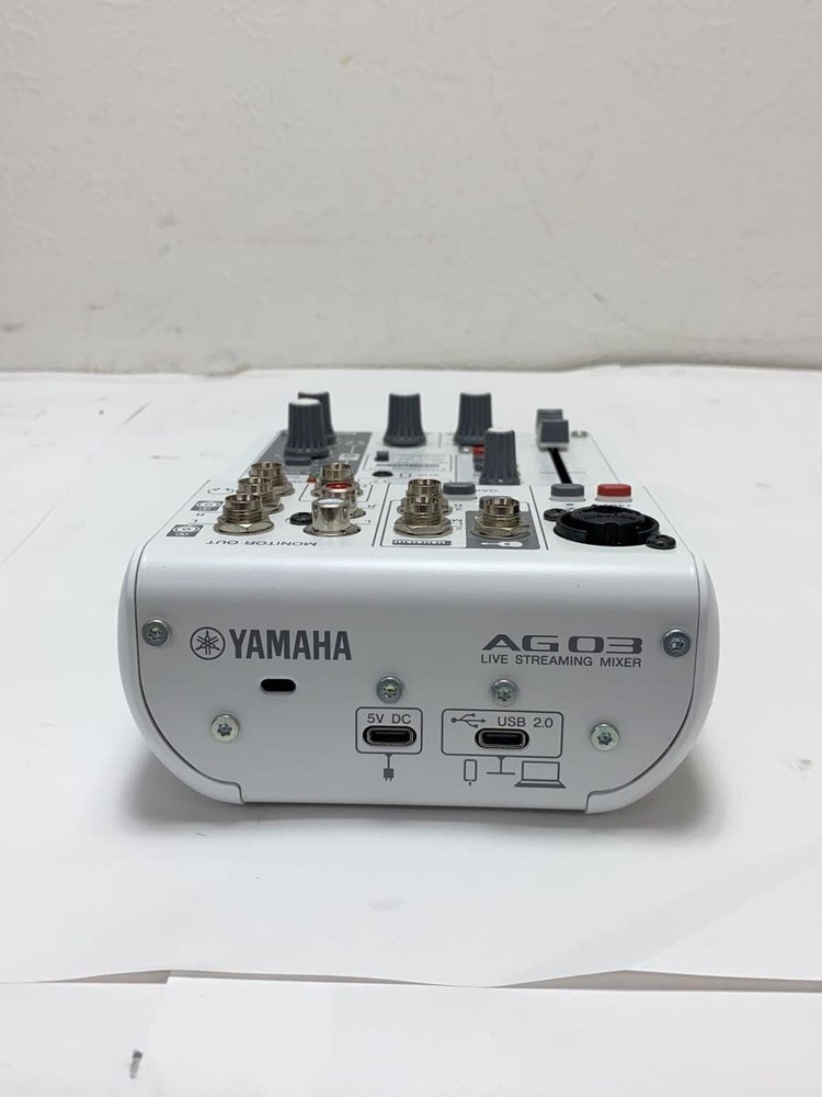 YAMAHA AG03MK2 MIXER Used