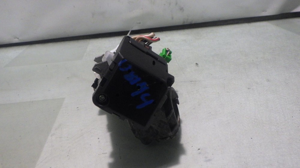 05 HONDA CR-V Ignition W/Key