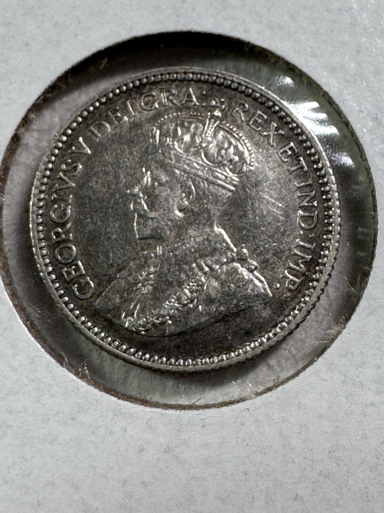 1912 Canada 5 Cents Small Silver Coin