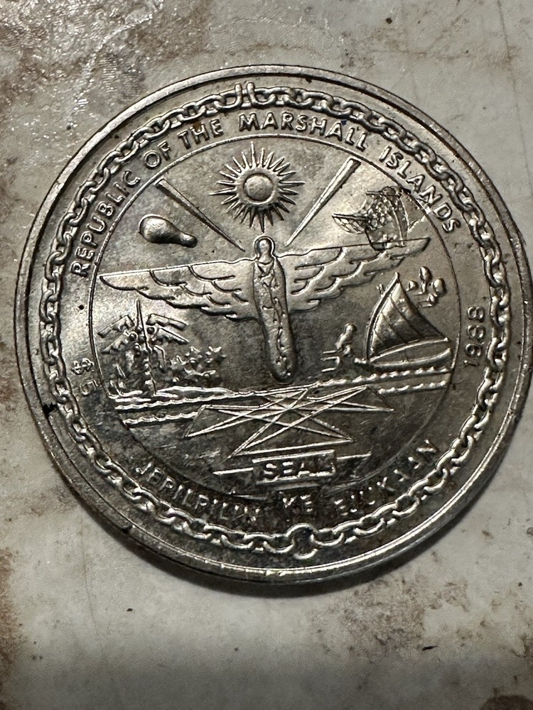 Marshall Islands $5 Space Shuttle Discovery Silver Coin 🚀 Proof-Style