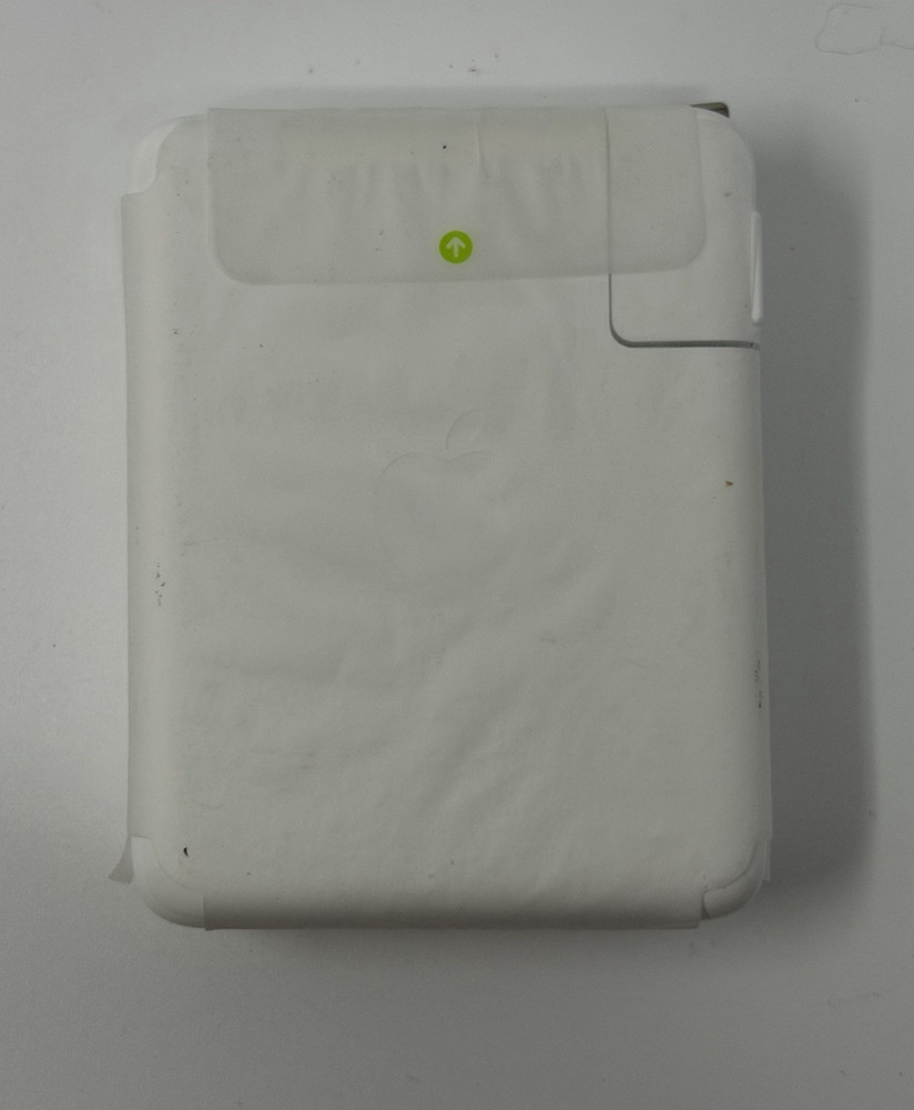 APPLE 140W UCB-C Power Adapter For MacBook/MacBook Air